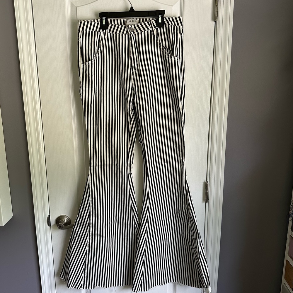 Blank Paige black&white striped flare pants, size Large